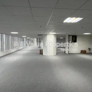 尚簽 Value Properties-properties-lippo-centre-tower1-4017-IMG_8978-thumbnail-webp.webp