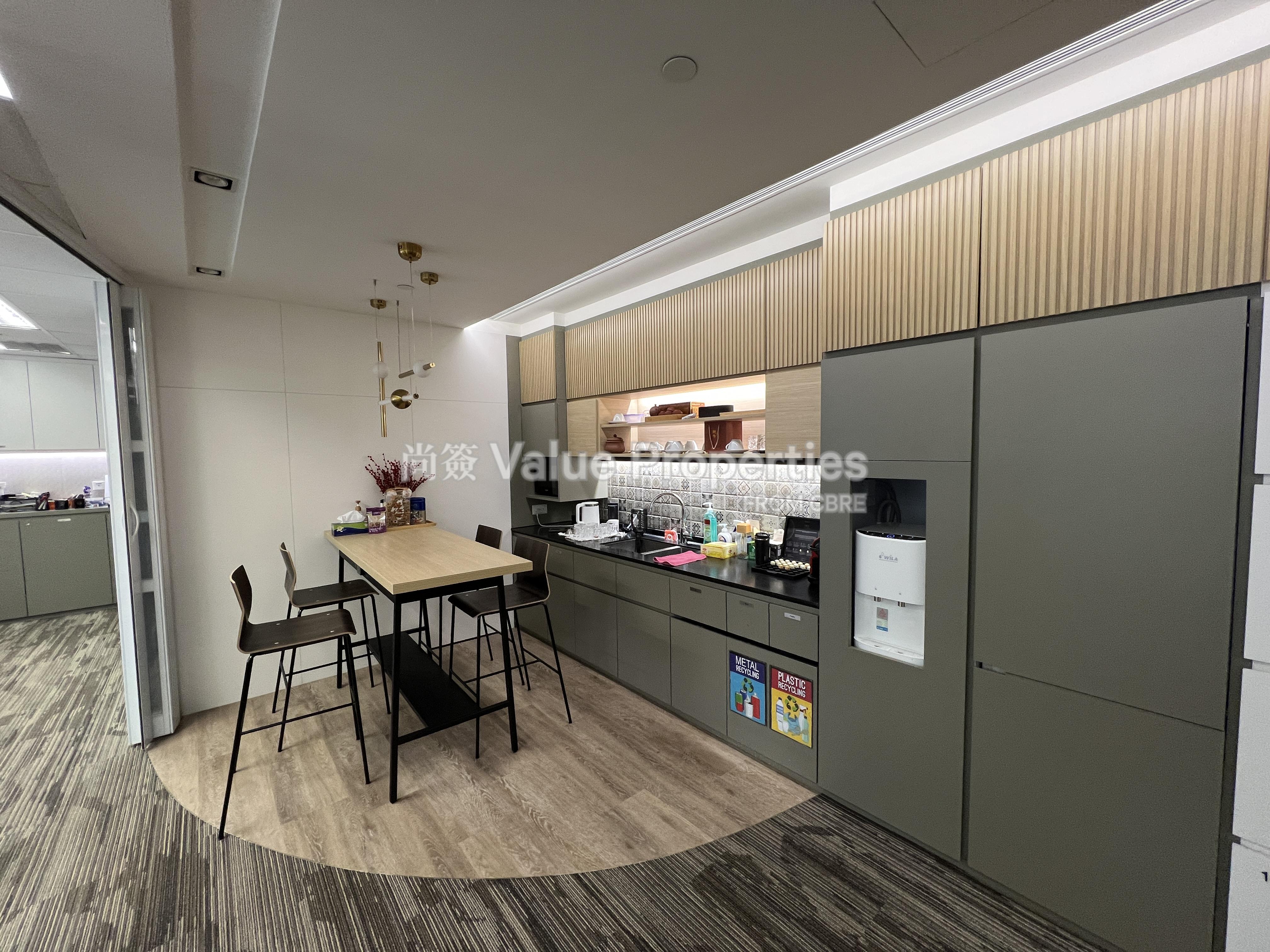 尚簽 Value Properties-property-admiralty-centre-tower1-3598-IMG_8627-watermark.jpg