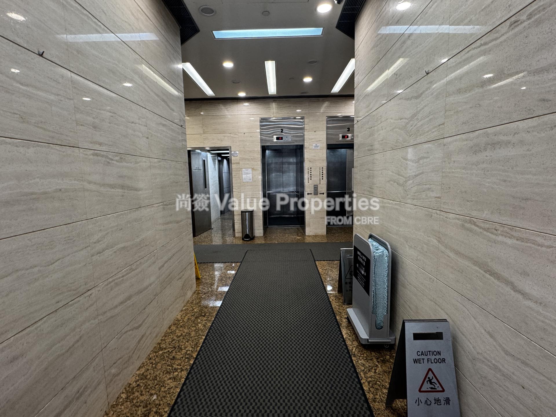 尚簽 Value Properties-building-lucky-plaza-IMG_3397-watermark.jpg