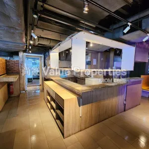 尚簽 Value Properties-properties-king-wah-centre-1-4864-1a6998b7-0322-4142-9e52-5678c7800fa2-thumbnail-webp.webp