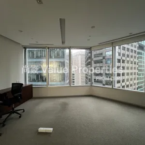 尚簽 Value Properties-properties-8-queens-road-central-10112-IMG_2925-thumbnail-webp.webp