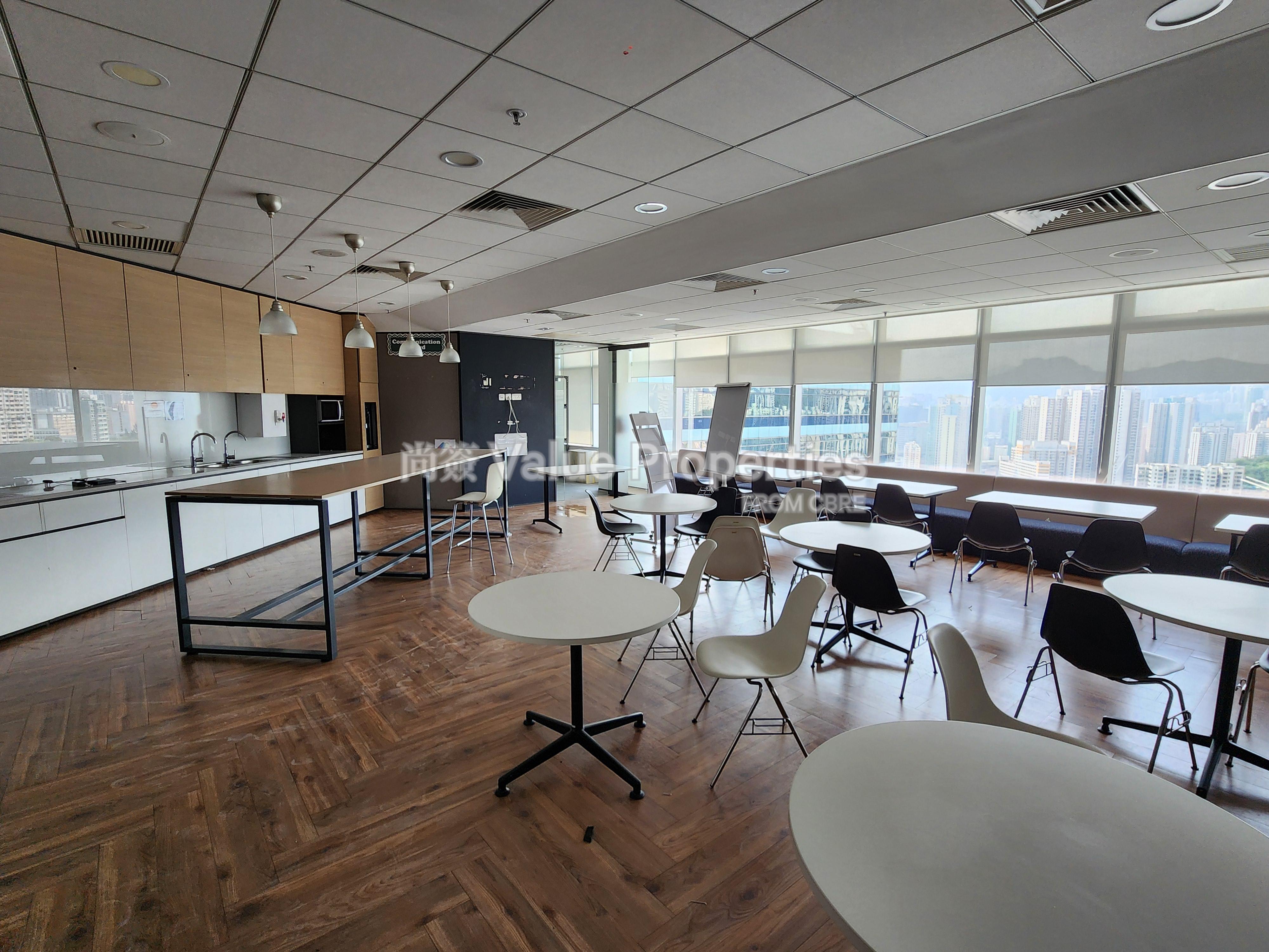 尚簽 Value Properties-property-millennium-city1--standard-chartered-tower-1382-primary-watermark.jpg