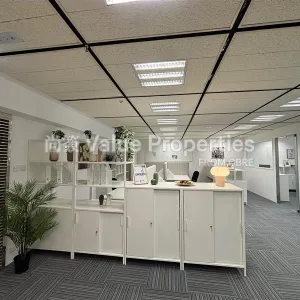 尚簽 Value Properties-properties-harbour-centre-525-c18d660e-ecbe-40a7-b3c8-c215d68ed824-thumbnail-webp.webp